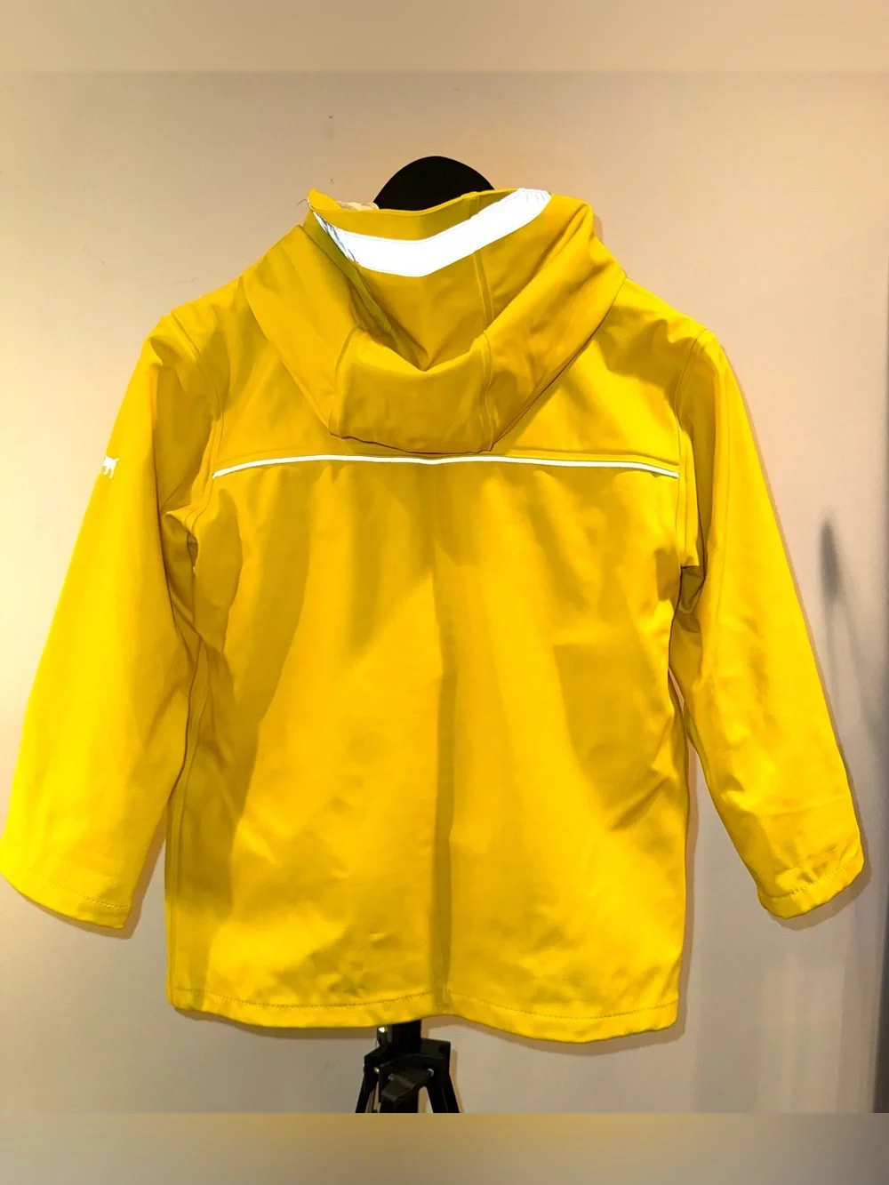 Mini Boden kids classic yellow rubberized raincoat, size 5/6
